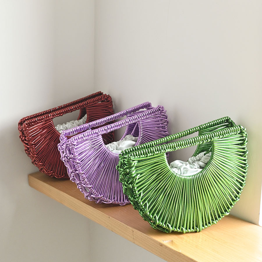Luxury Bags Europe - Металлическая сумка-клатч с ажурным плетением в