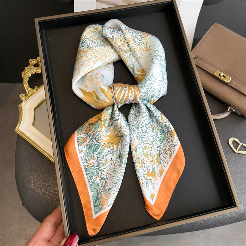 Элегантный дизайнерский шарф с – обзор и цена Luxury Bags Brands