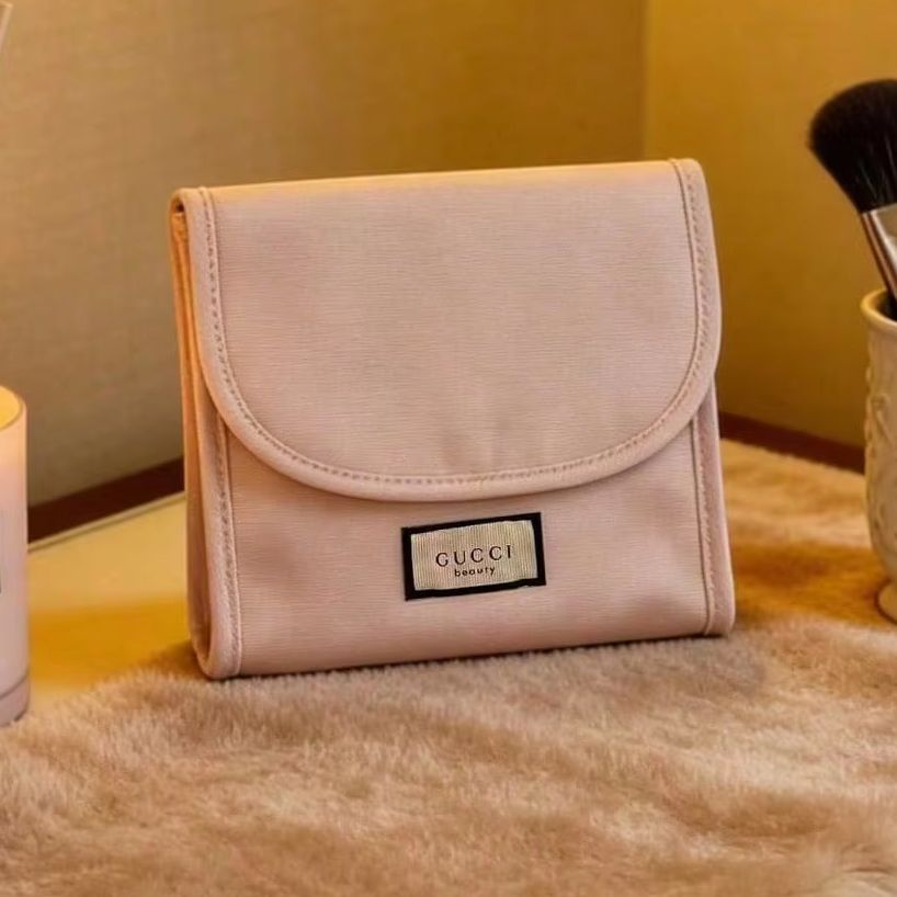 Косметичка Gucci нежно-розовог – обзор и цена Luxury Bags Gucci