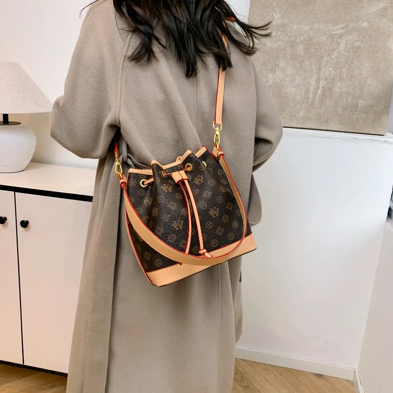 Минималистичная роскошная сумк – обзор и цена Luxury Bags Lv