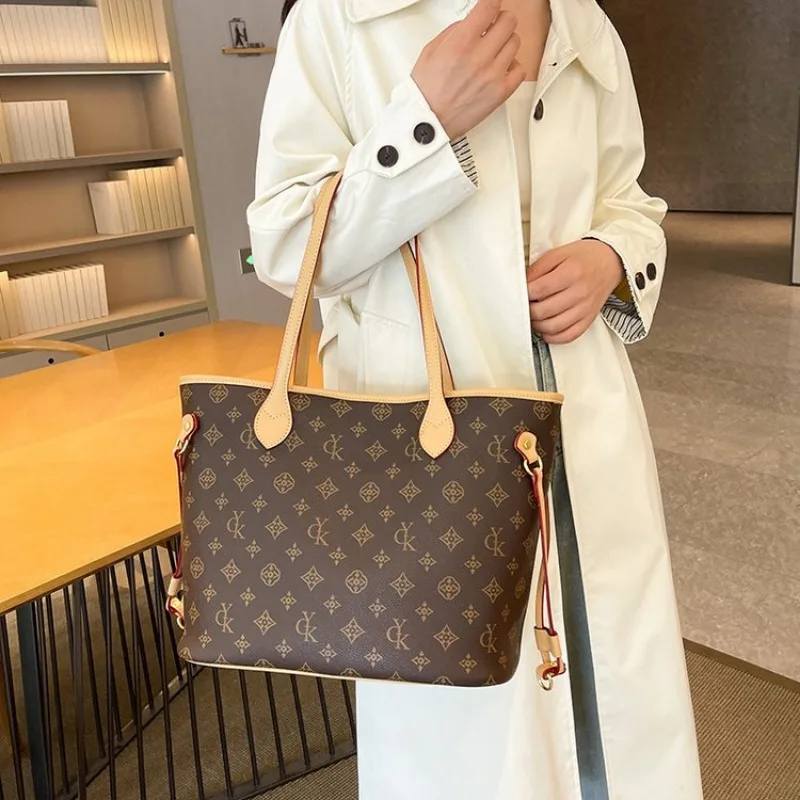 Элегантная кожаная классическа – обзор и цена Luxury Bags Lv